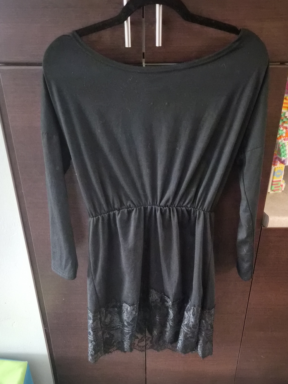 Women’s Black Long-Sleeve Casual Dress with Lace Hem